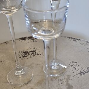 Gray Stemware Drinkware for Dining